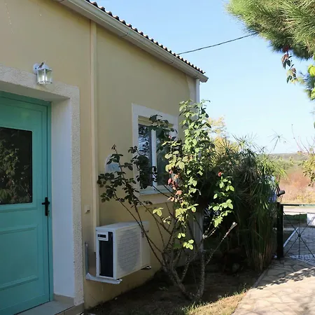 Mimosa Villa